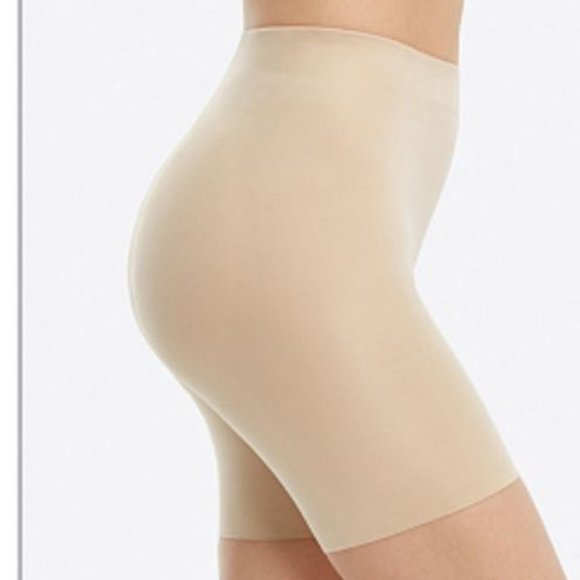 Spanx Suit Your Fancy Butt Enhancer Shorts 10194R - Picture 3 of 4
